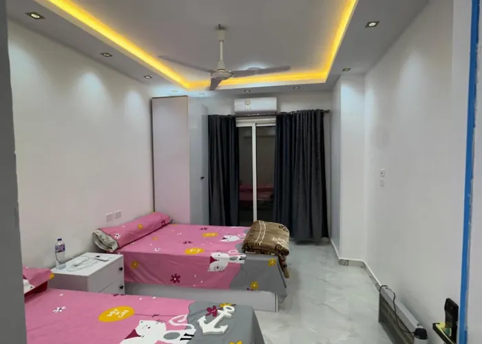 Apartment شقه لك ب الكامل فندقي Safaga