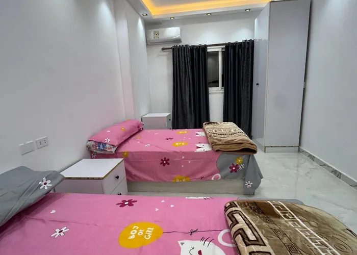 Apartment شقه لك ب الكامل فندقي Safaga